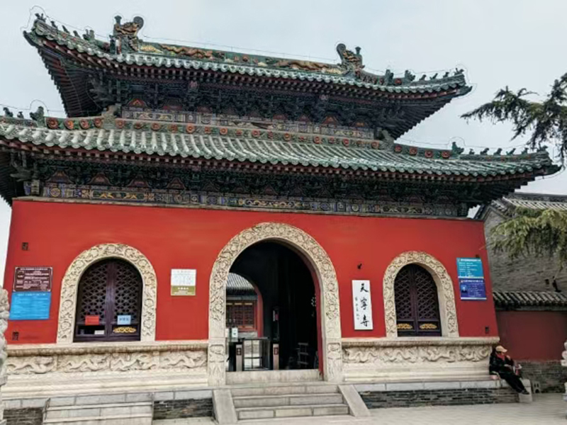 天宁寺大门内侧